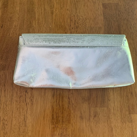 La Regale Evening Clutch Silver with Sequins - Picture 3 of 14